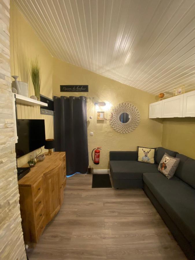 Repere Du Cerf Villa Virton Exterior foto